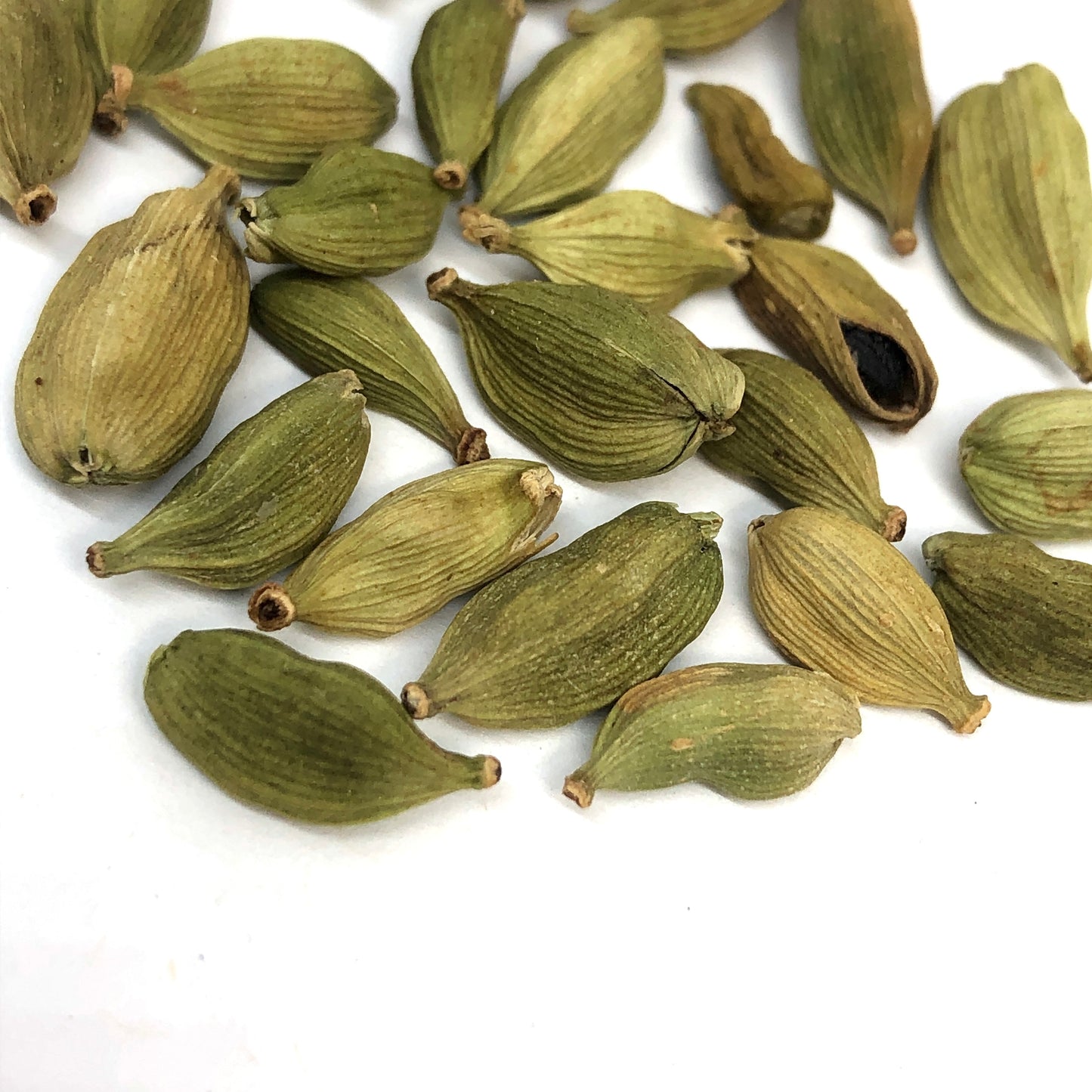 Cardamom Pods - Green, whole