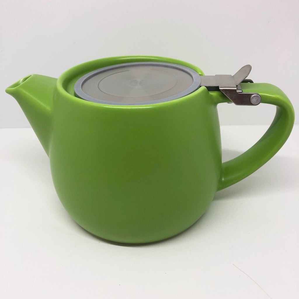 Pluto Porcelain Teapot 18 oz