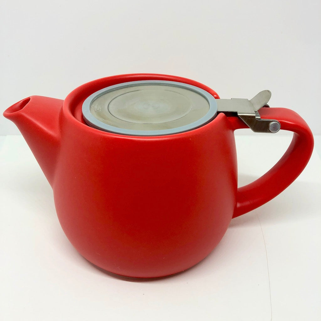 Pluto Porcelain Teapot 18 oz