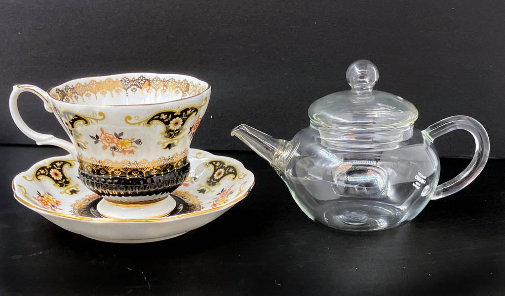 Hario 250mL glass tea pot