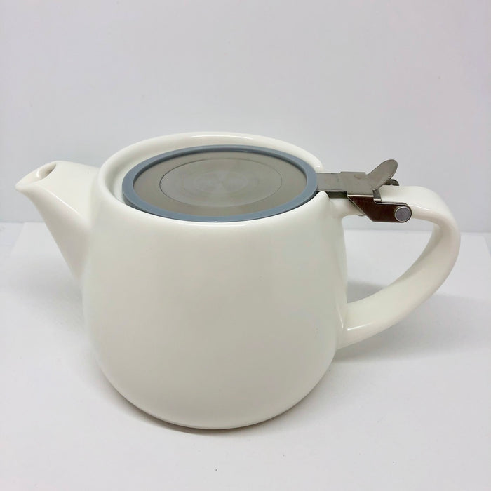 Pluto Porcelain Teapot 18 oz