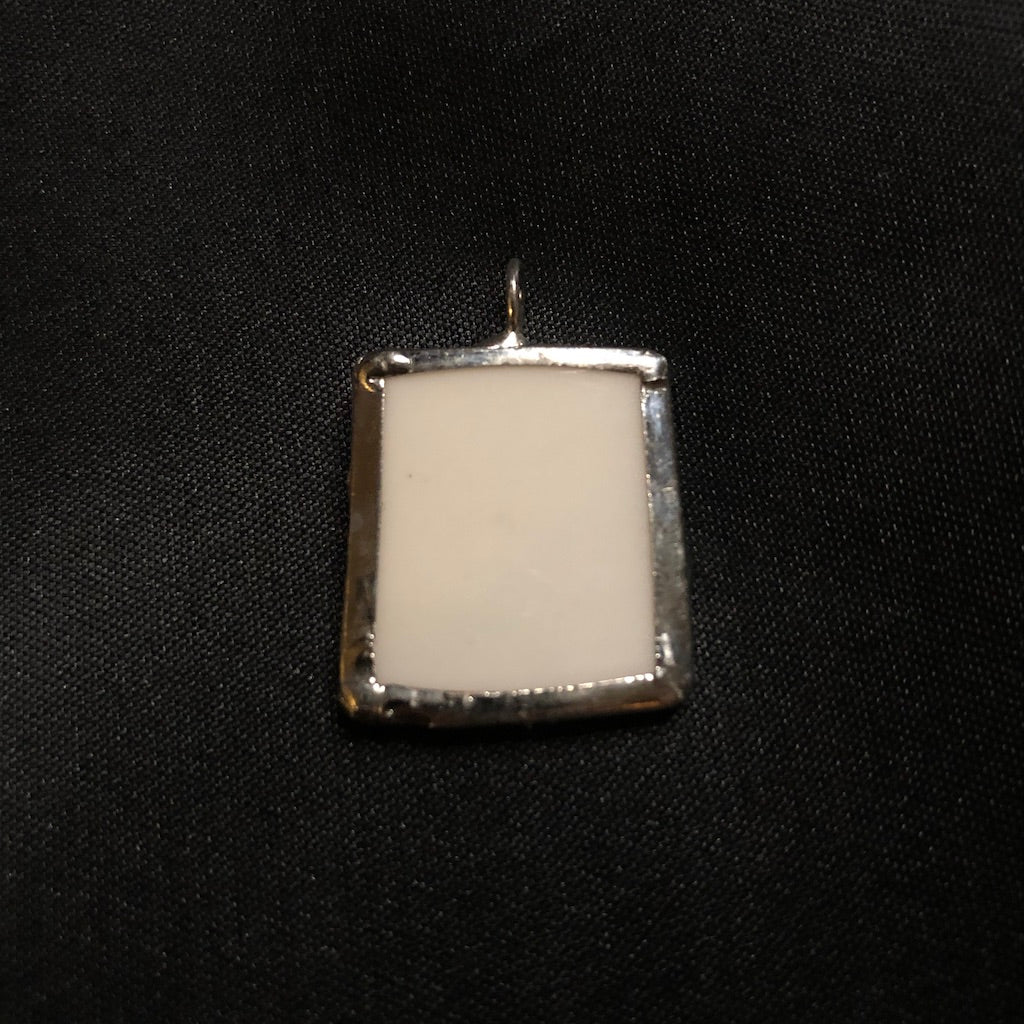 Cauldon small keystone pendant